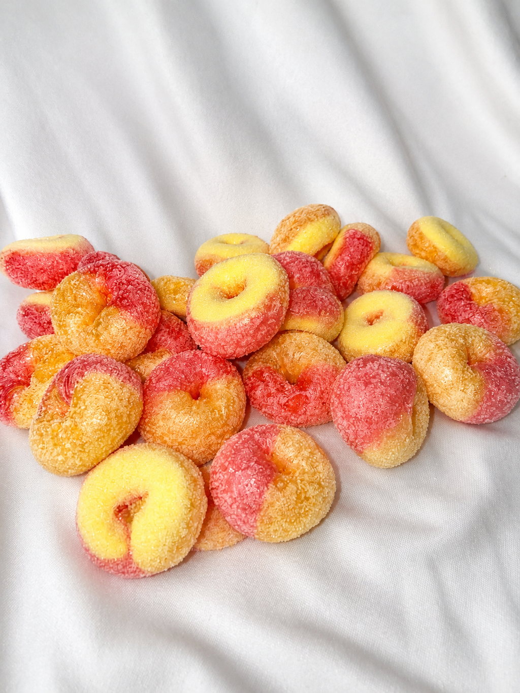 Bonbons lyophilisés — Anneaux de pêche / Freeze Dried Candy